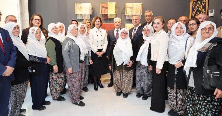 Efsanelerle İpek sergisi — Bursa Büyükşehir Belediyesi
